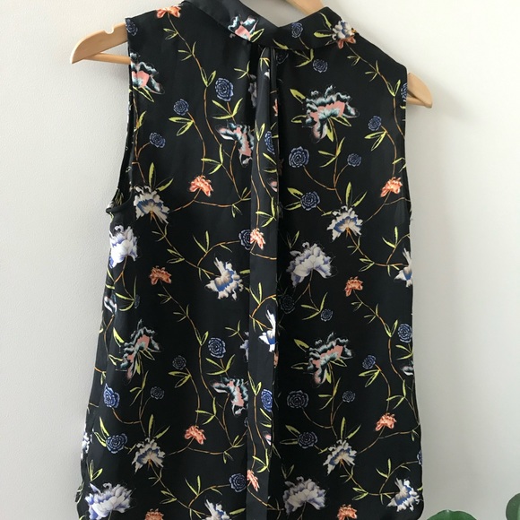 🍄 2/12$   H&M - 8$ Flowy black top - 8 - Picture 5 of 5